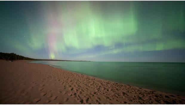 Bucket List Northern Lights Viewing Experiences in America